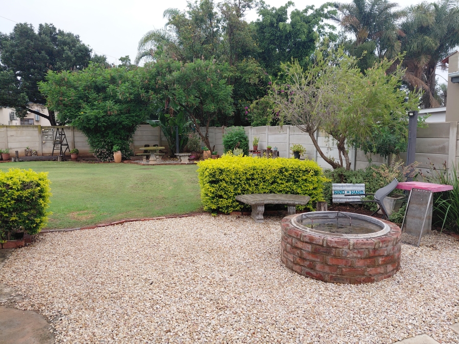 3 Bedroom Property for Sale in Bothasrus Eastern Cape